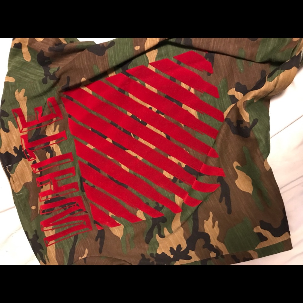 Off white T shirt